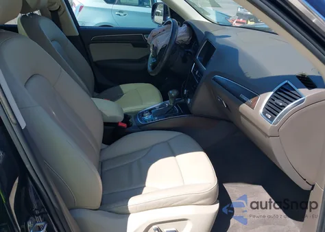 2016 Audi Q5 Premium Plus z USA, uszkodzony, nr VIN WA1L2AFP0GA129288